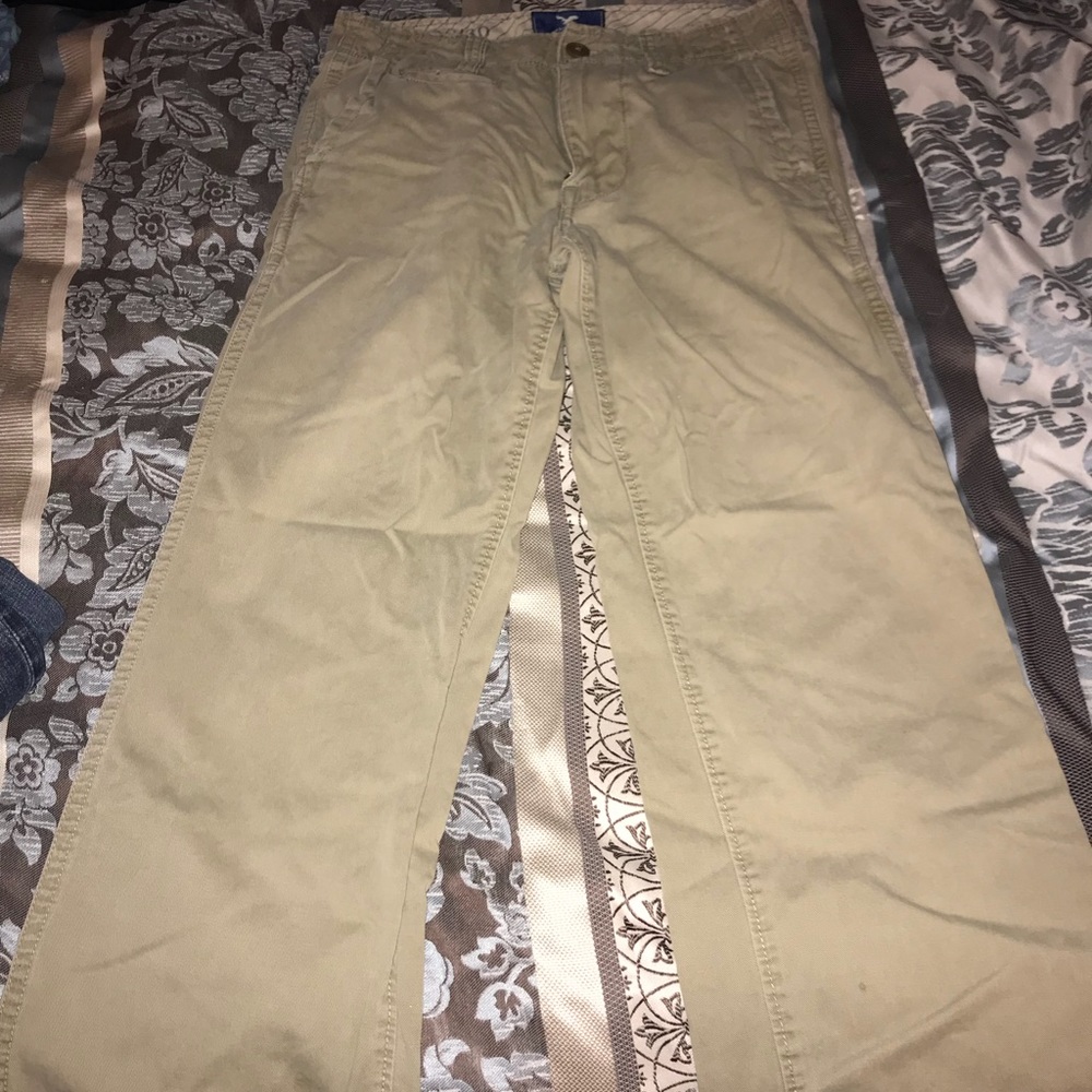 Men’s american Eagle bootcut khaki pant